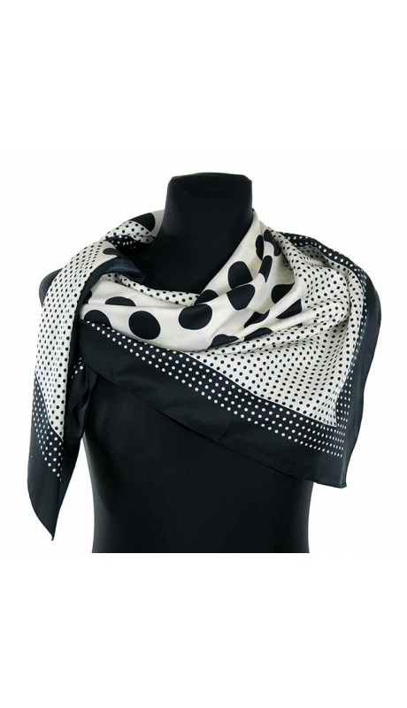 SATYNOWA APASZKA NA KREMOWYM TLE CZARNE GROCHY KROPKI 90 x 90 cm