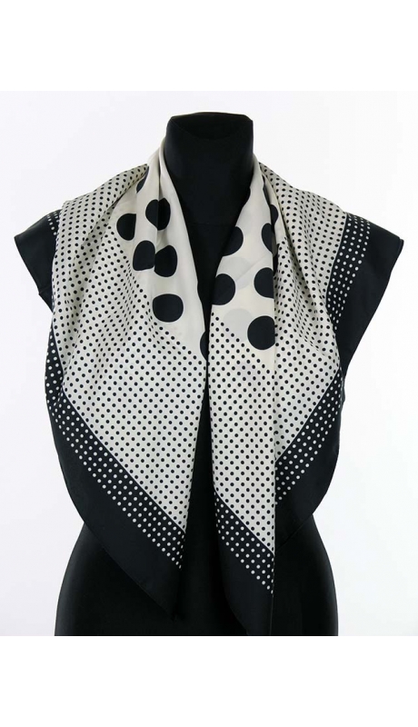 SATYNOWA APASZKA NA KREMOWYM TLE CZARNE GROCHY KROPKI 90 x 90 cm