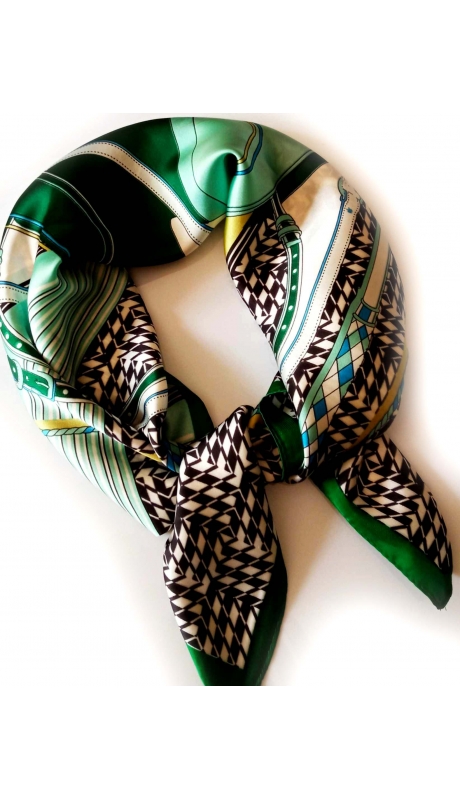 APASZKA JAK Z JEDWABIU MIX WZORÓW WODCIENIACH ZIELENI 70/70 cm