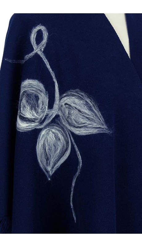 PONCZO, CHUSTA Z HAFTEM GRANATOWE R. UNI 42 - 56