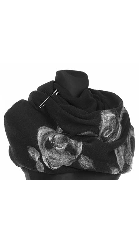 GLAMOUR SZAL Z HAFTEM RĘCZNYM 80 % LAMBSWOOL CZARNY