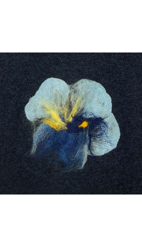 GLAMOUR SZAL Z HAFTEM RĘCZNYM 80 % LAMBSWOOL GRANATOWY